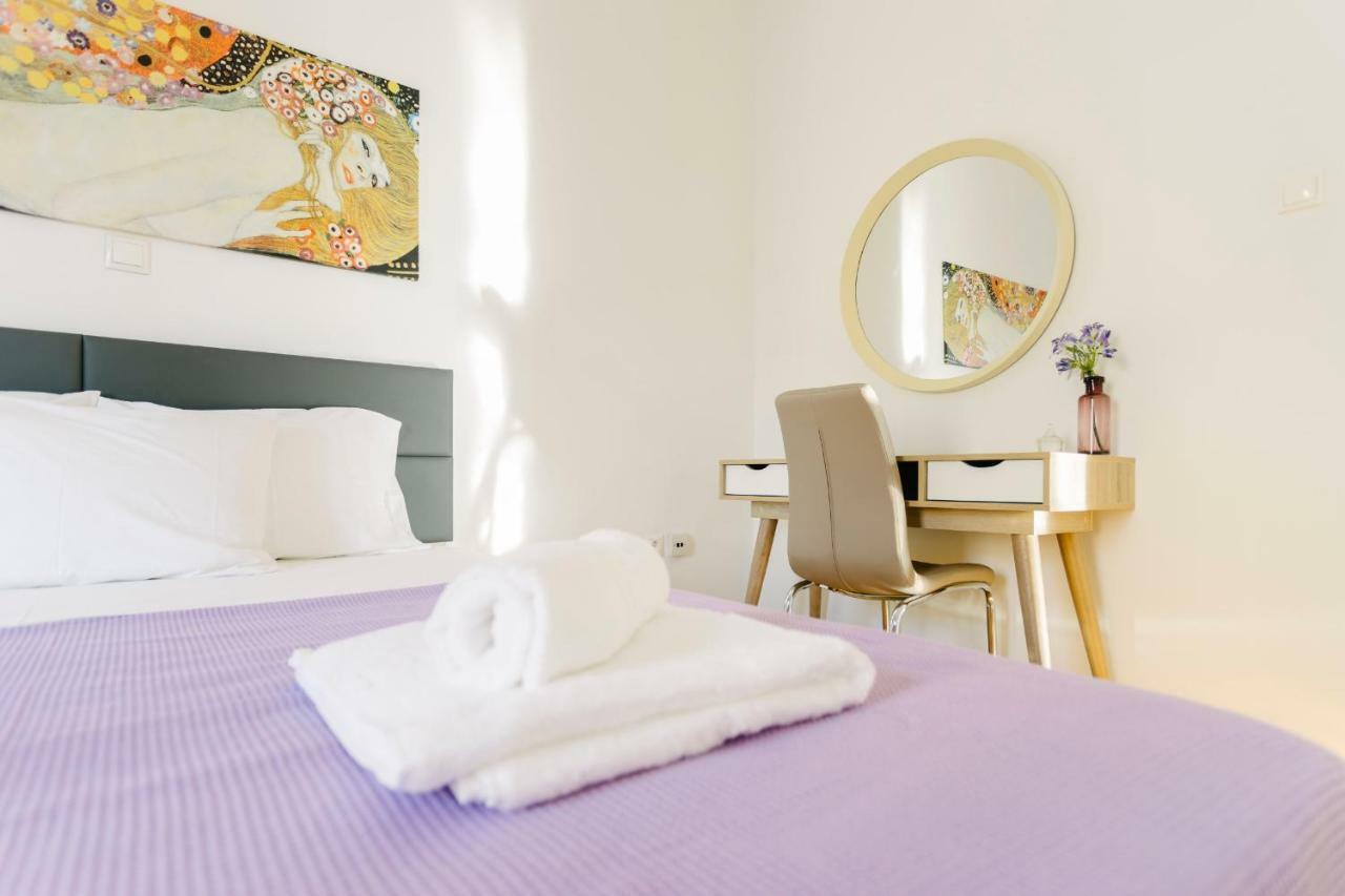 Bright 2 Bedrooms Apt. In The Heart Of Athens W Stunning Views To Acropolis Экстерьер фото